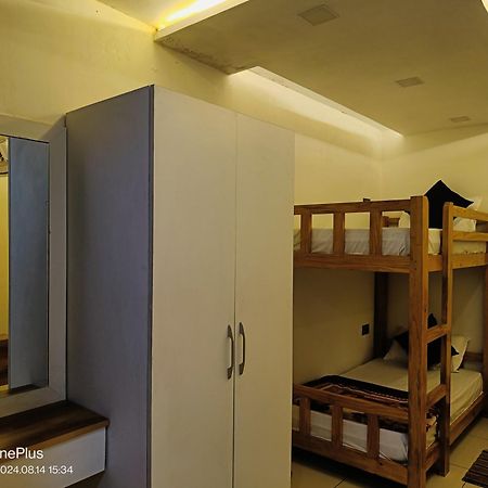 G Vibes Guest House Agra  Buitenkant foto