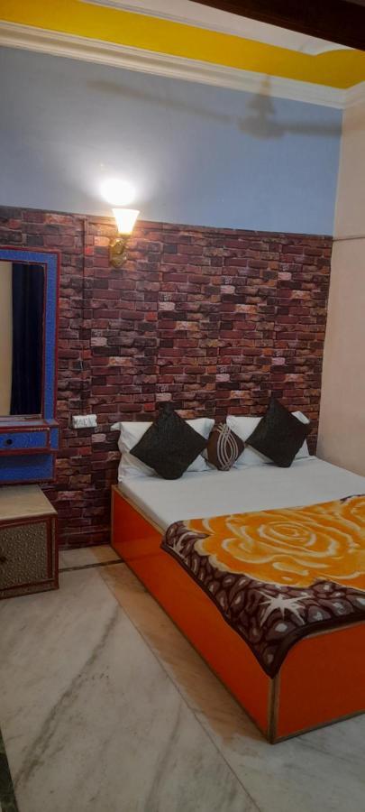G Vibes Guest House Agra  Buitenkant foto