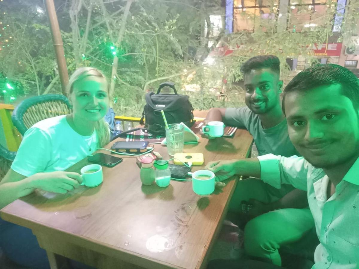 G Vibes Guest House Agra  Buitenkant foto